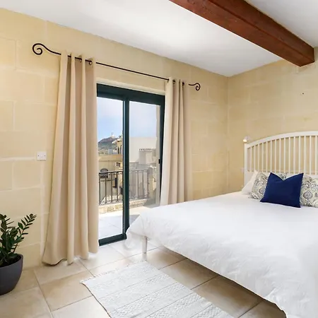 Dar Tas-soru With Private Pool *