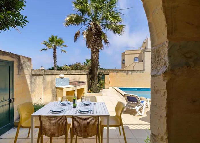 Dar Tas-soru With Private Pool Holiday home *