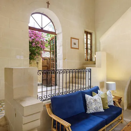 Dar Tas-soru With Private Pool Hébergement de vacances Għasri